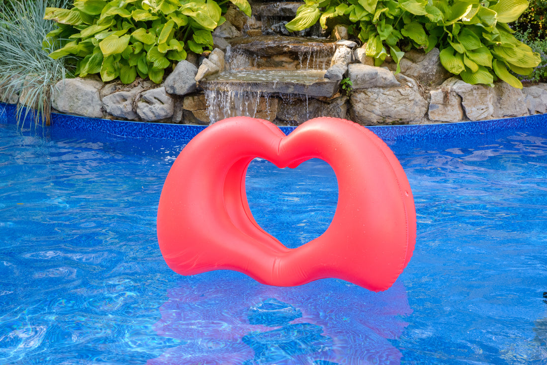 The Original Hand Heart Float - Red