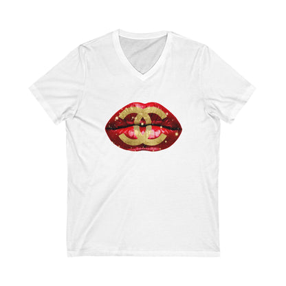 Designer Glam Sexy Red Lips I V-Neck Tee