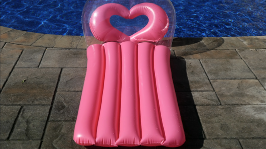 Clear Pillow Hand Heart Float